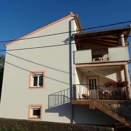 Vrh  Apartman Petra מראה חיצוני תמונה