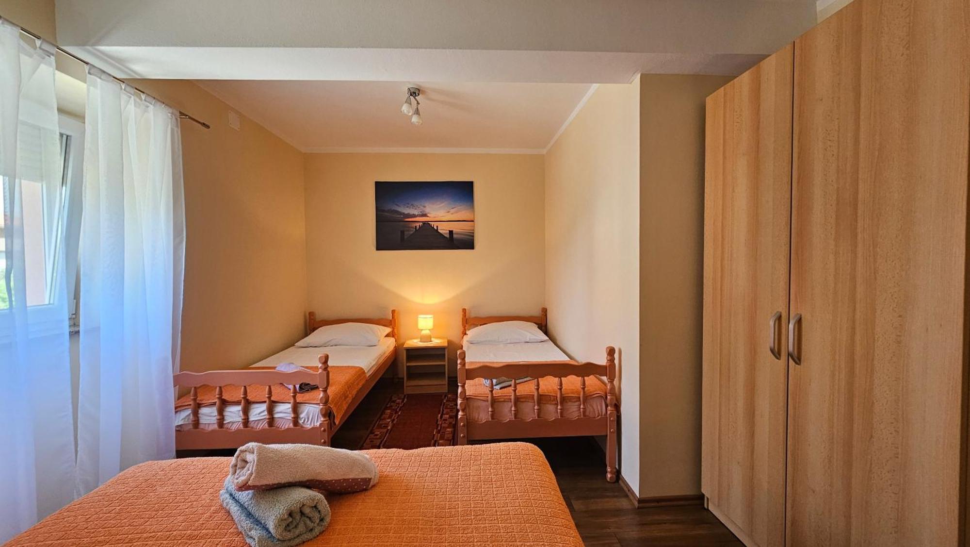 Vrh  Apartman Petra מראה חיצוני תמונה
