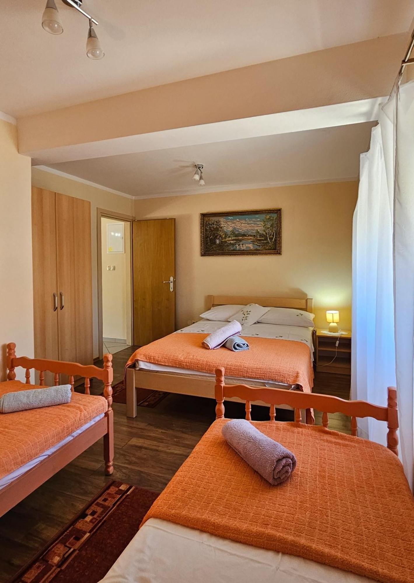 Vrh  Apartman Petra מראה חיצוני תמונה