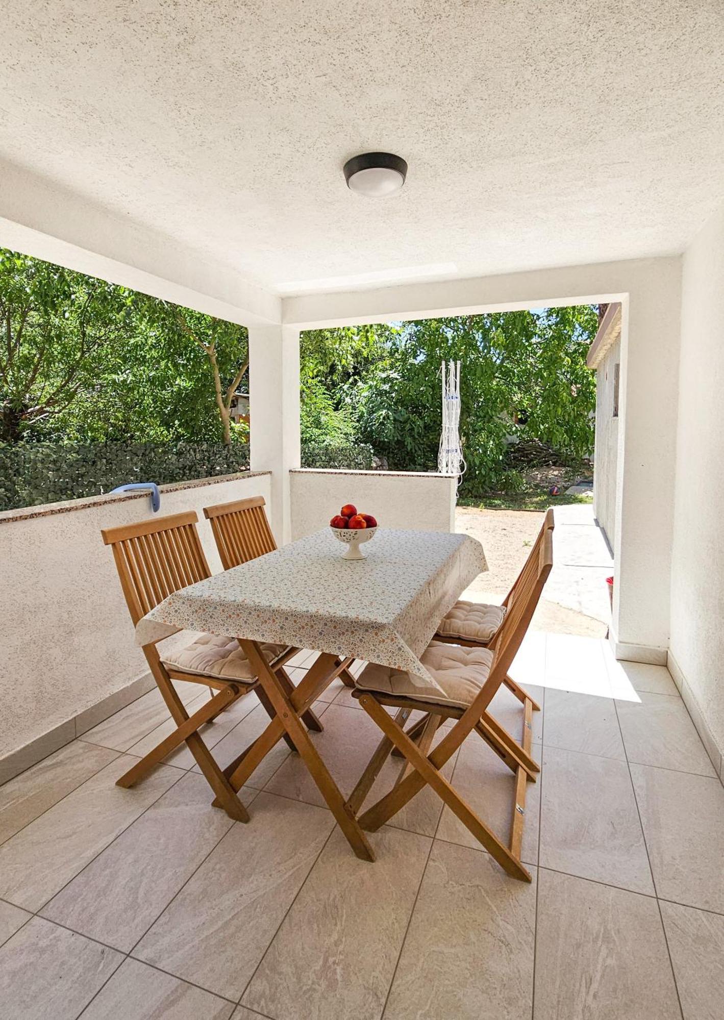 Vrh  Apartman Petra מראה חיצוני תמונה